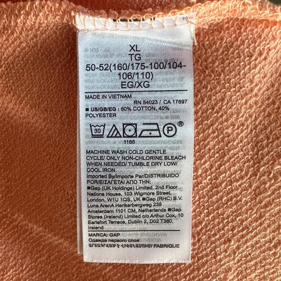 NWT GAP Vintage Soft Short Sleeve Sweatshirt - Picture 3 of 4